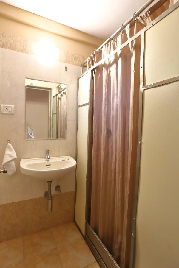 Dimar Beach Hotel Калангут Экстерьер фото